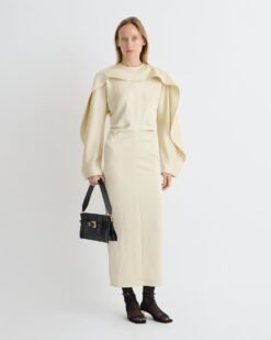 Jil - Ropogós szatén ruha - Ekrü